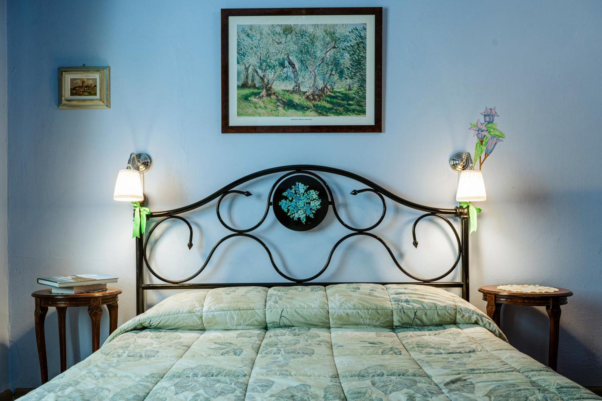 Antica Casa Dei Rassicurati Bed and Breakfast Montecarlo Exteriör bild